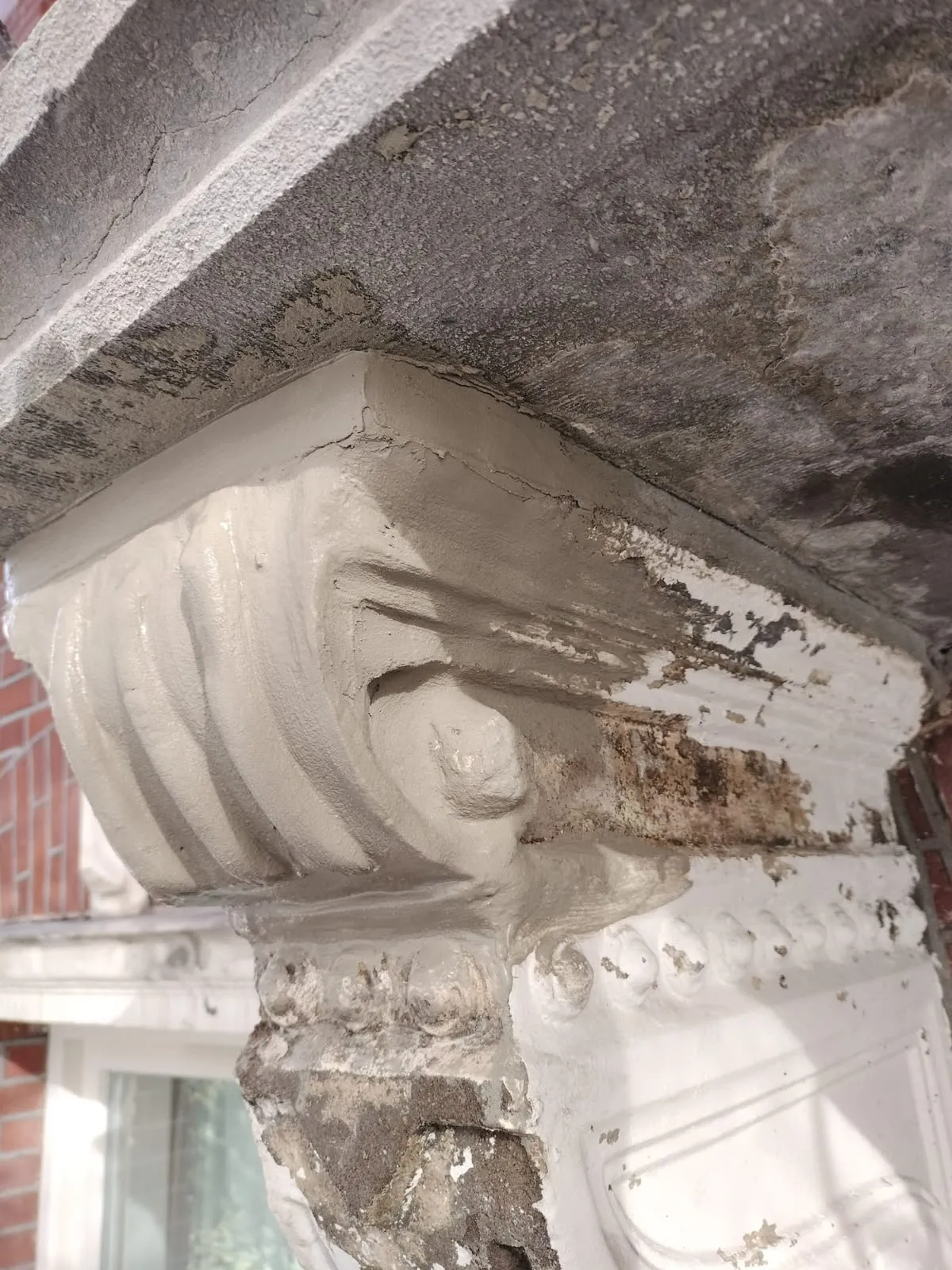 Gedetailleerd modelleerwerk ornament